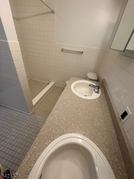 Building Photo - 53 W Palisade Ave