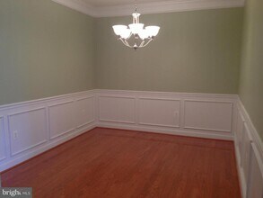 Building Photo - 621 Cobblestone Blvd