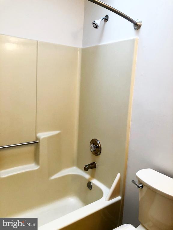 Building Photo - 15153 Woodsman Ln