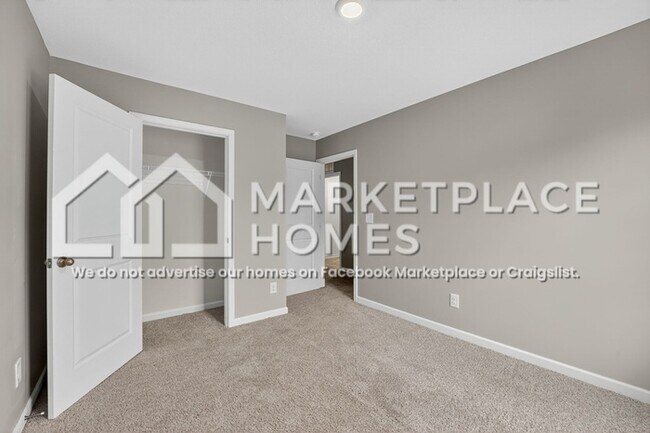 Building Photo - 559 Cliff St