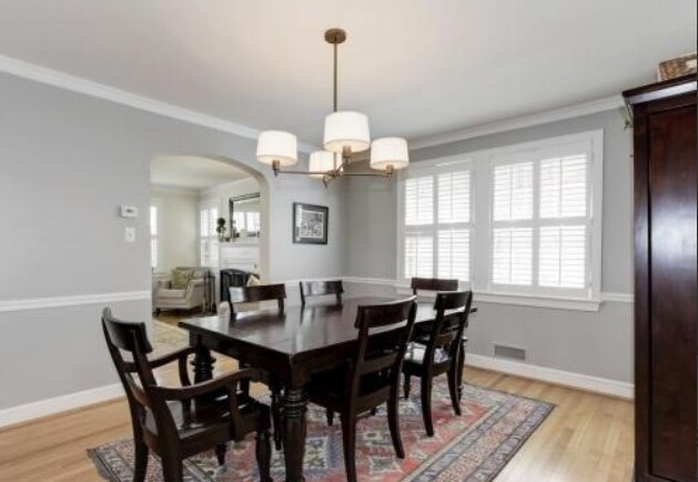 dining room - 2825 Northampton St NW