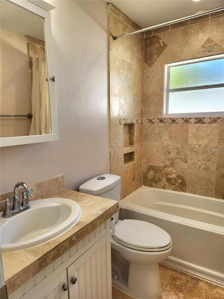 Building Photo - 7809 Vienna Ln