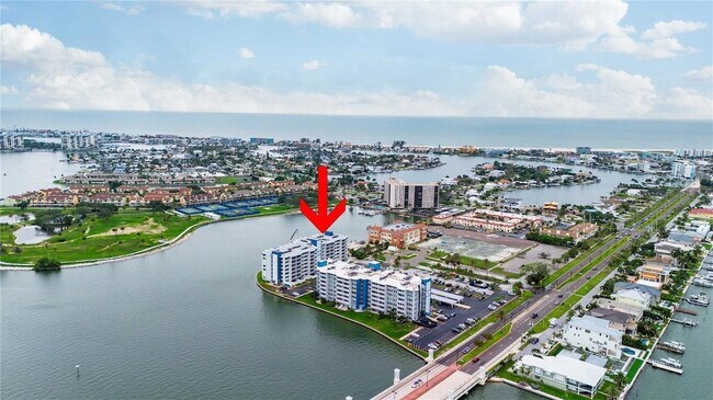 Building Photo - 450 Treasure Island Causeway