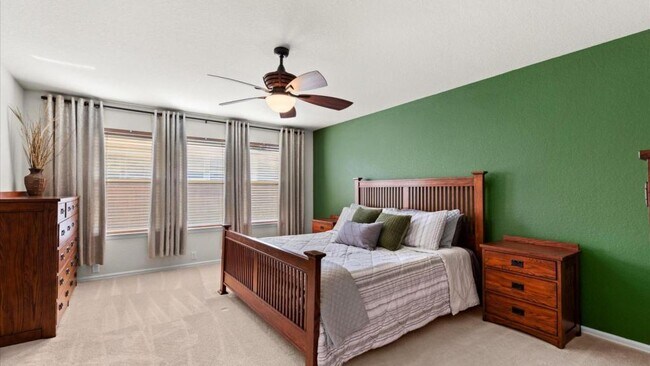 Building Photo - 600 Planters Pass