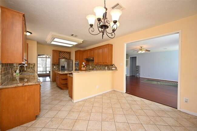 Building Photo - 6419 Sutter Park Ln