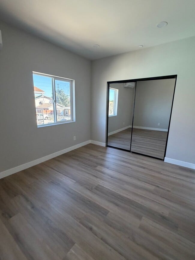 Building Photo - 3365 A St