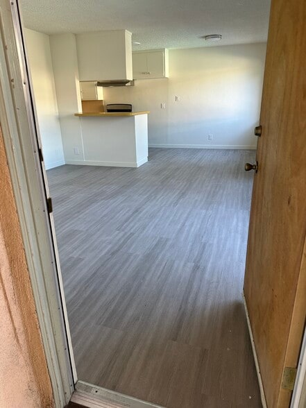 Apt 7 - 4785 Don Miguel Dr