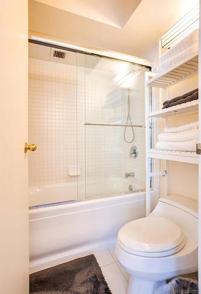 Building Photo - 500 W Harbor Dr