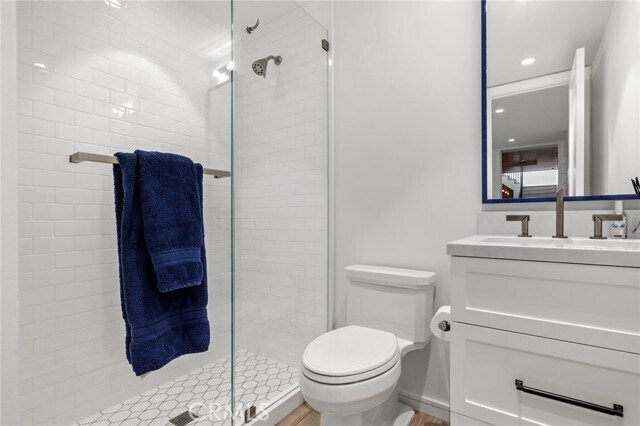 Building Photo - 2428 The Strand