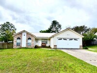 Building Photo - 1110 Northview Dr