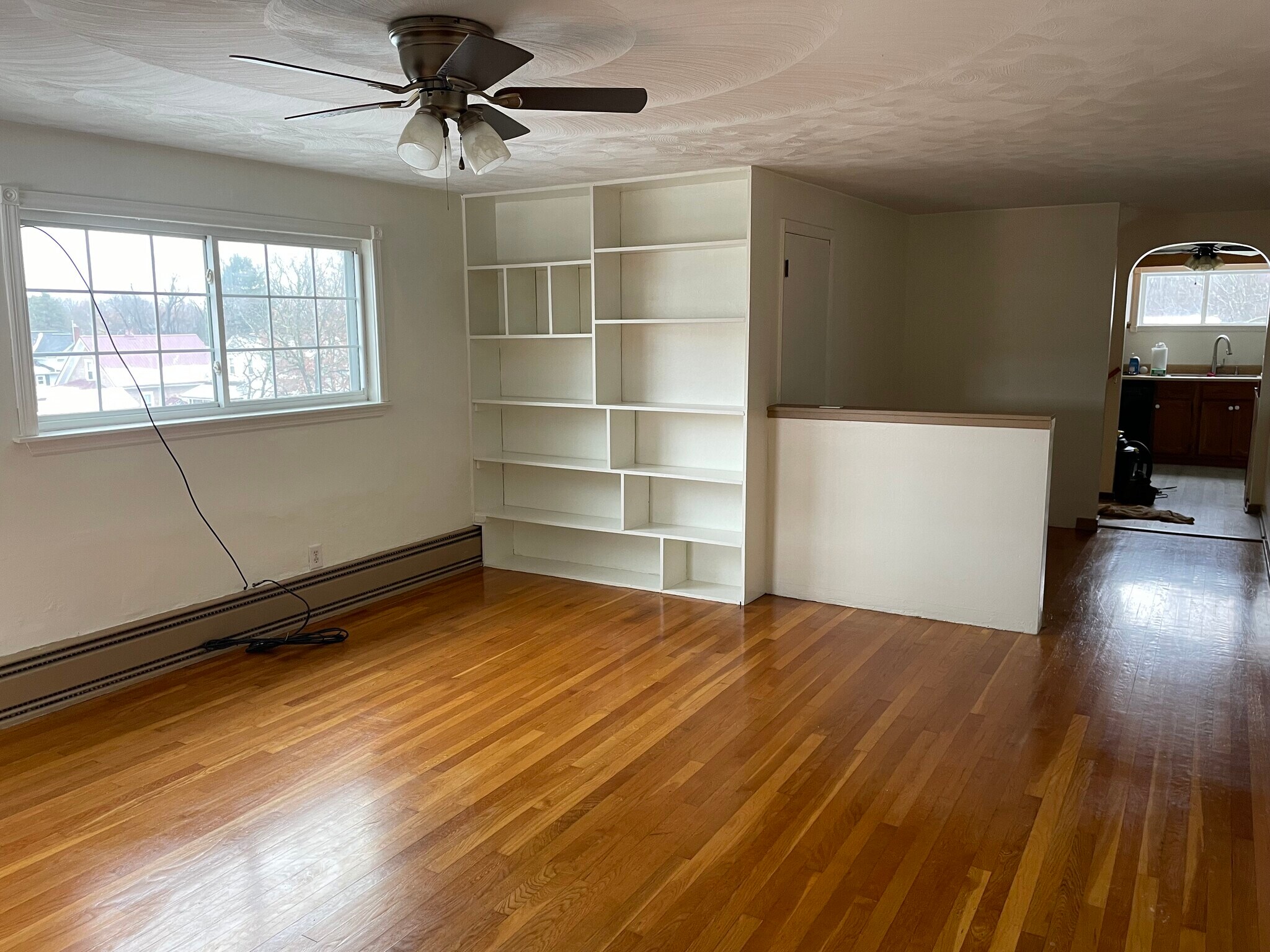 Living Room - 1606 Gompers Ave