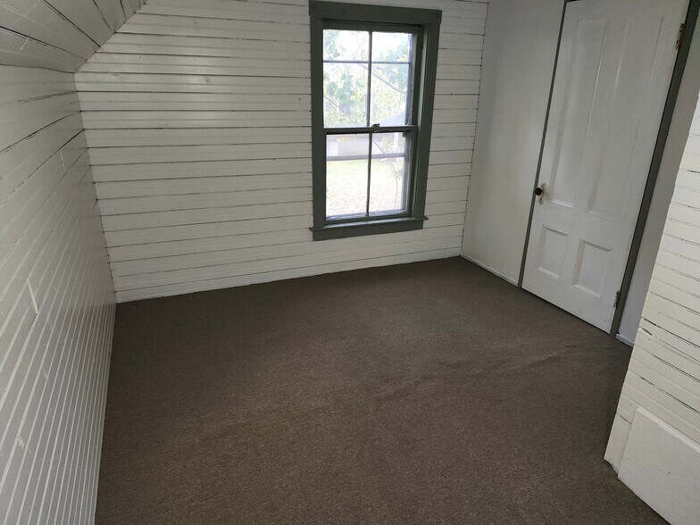 Bedroom 3 - 10 Abbott St