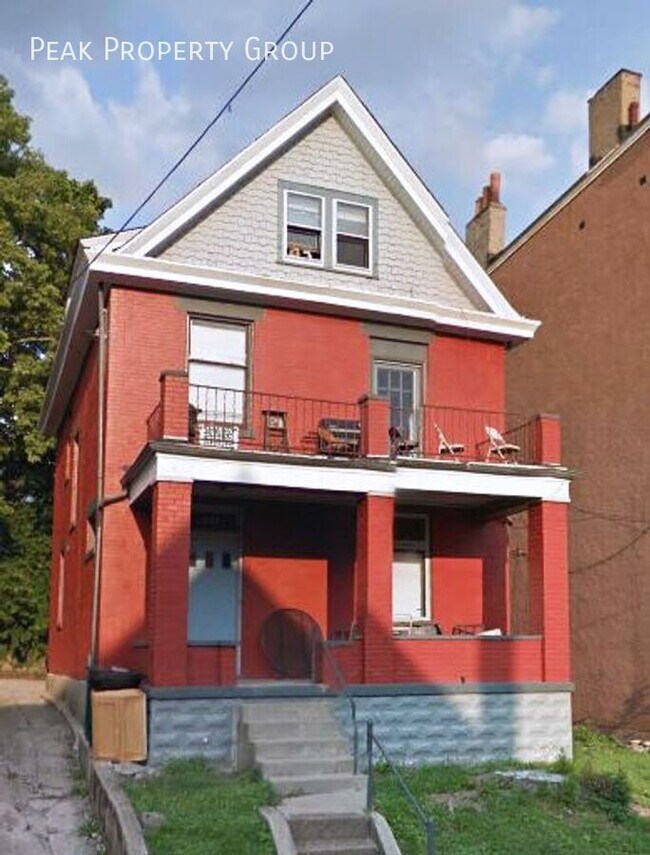 Primary Photo - 2312 Rohs St