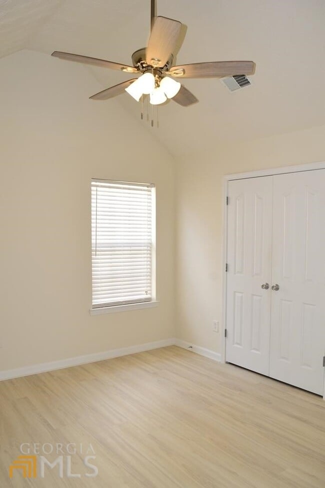 Building Photo - 43 Churchill Park Dr