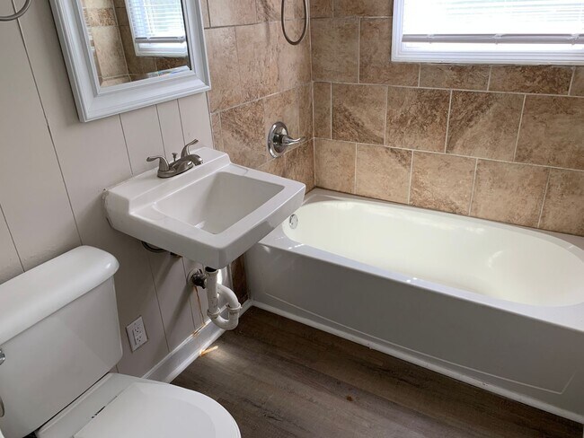 Building Photo - Property for rent - section 8