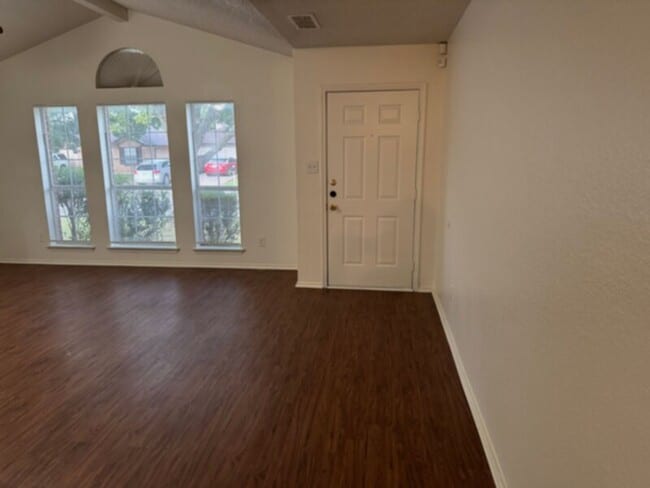 Building Photo - Nice 1 story home in Crowley