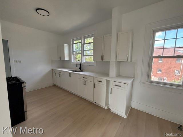 Building Photo - 2952 Elmhurst St