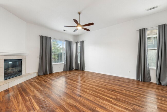 Building Photo - 10440 Arbor Way