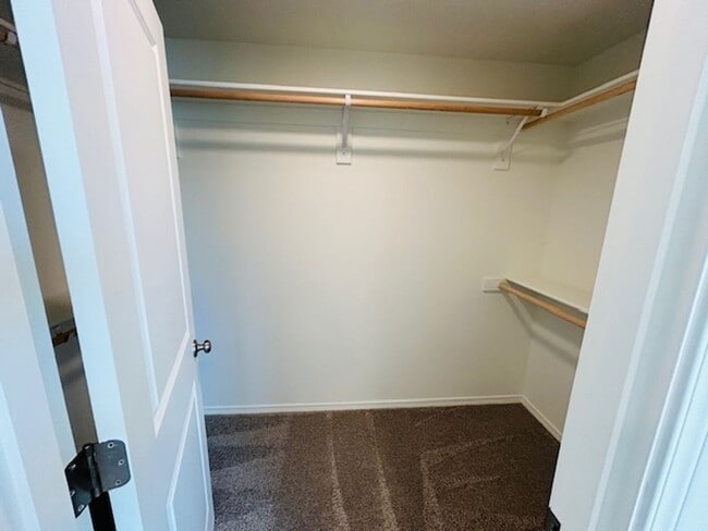 Building Photo - 3687 S Roosevelt Pl