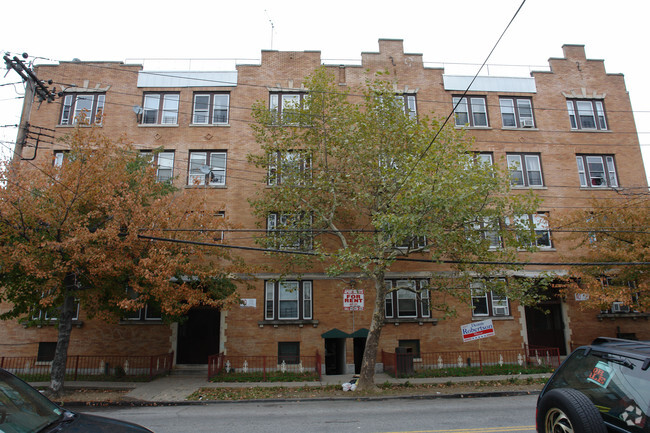 Primary Photo - Van Cortlandt Park Apartments