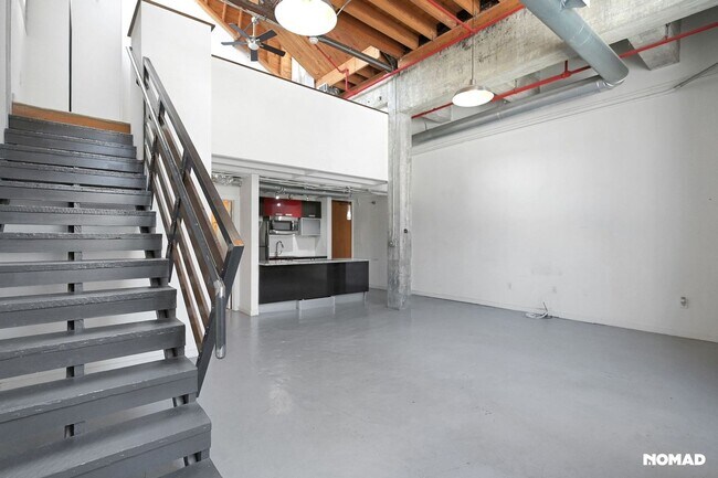 Building Photo - Spacious 1BR Loft in Atlanta near Ponce Ci...