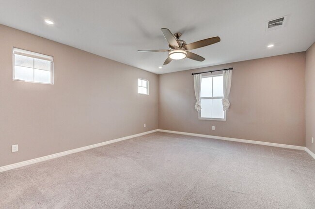 Building Photo - Beautiful Skye Canyon Home w/ 3rd Floor Living Suite - A MUST SEE!