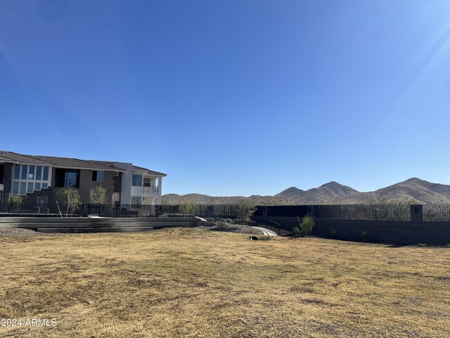 Building Photo - 2121 Sonoran Desert Dr