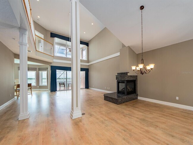 Building Photo - 218 Sand Key Estates Dr