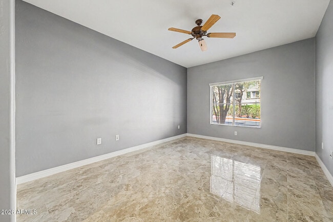 Building Photo - 5450 E Deer Valley Dr