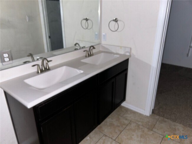 Building Photo - 6110 Taffinder Ln