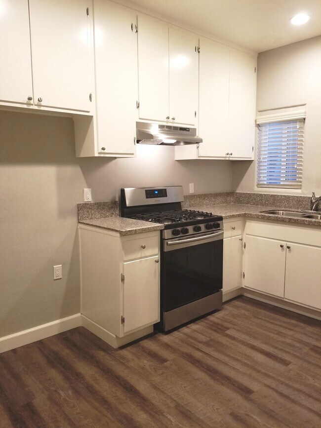 1 Bed/1 Bath $1,750****Move In 5/15/25!! - 1 Bed/1 Bath  $1,750****Move In 5/15/25!!