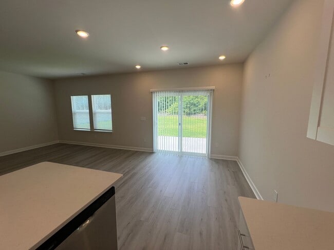 Building Photo - Little River like-new Three-Bedroom Home, ...