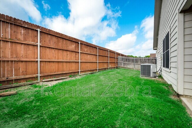 Building Photo - 1256 Kielder Cir
