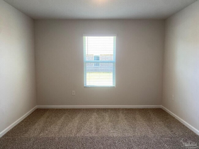 Building Photo - 5155 Gaineswood Dr