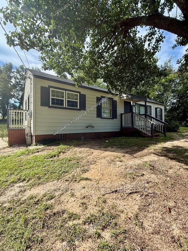 Building Photo - 1533 Engle Dr
