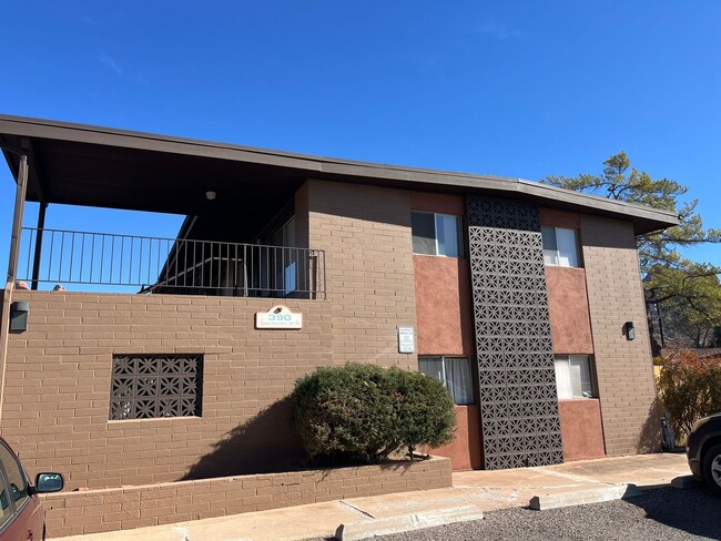 Primary Photo - APARTMENT - UPTOWN SEDONA - APPLE TREE SQUARE