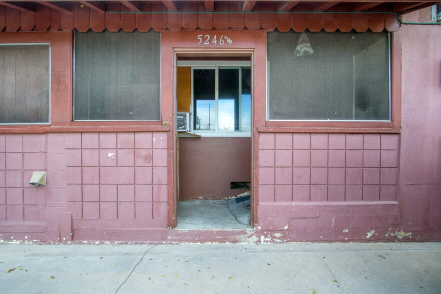 Building Photo - 5246 Phillips Blvd