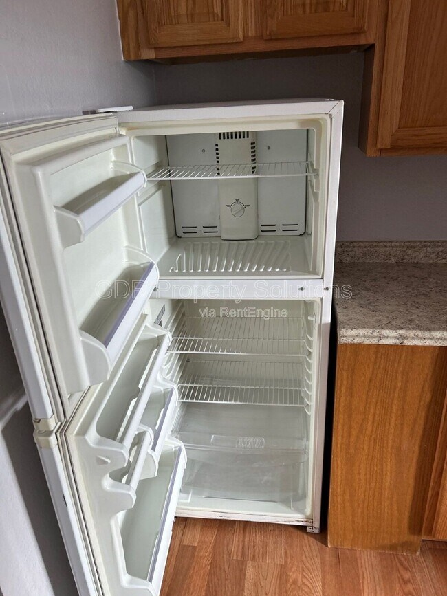 Building Photo - 401 14th St NW