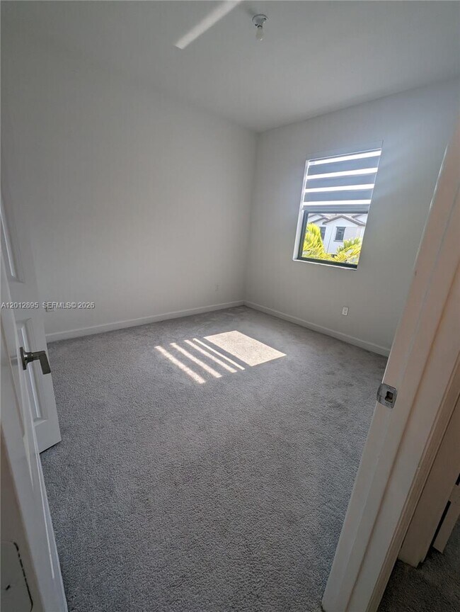Building Photo - 235 SW 159th Ter