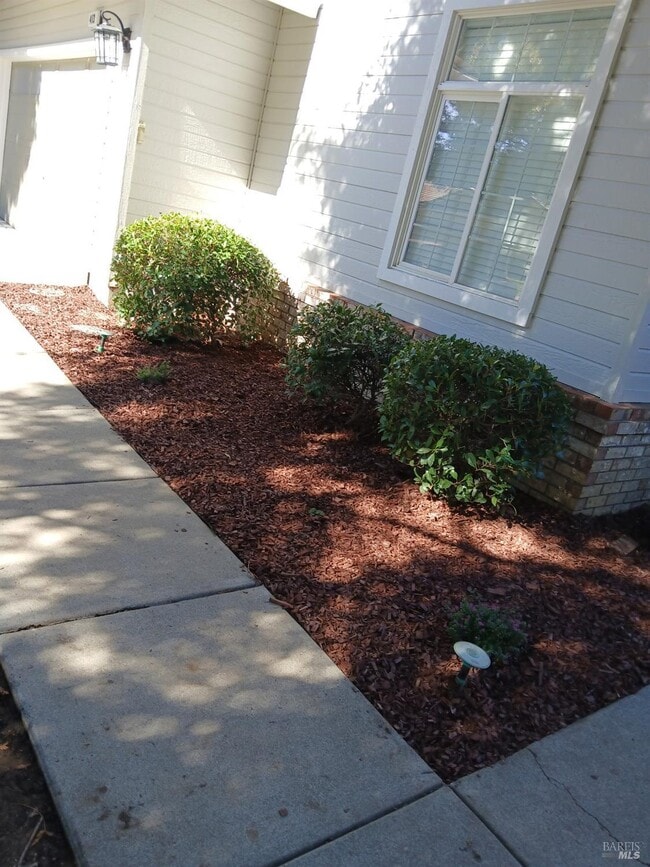 Building Photo - 413 Morales Ct