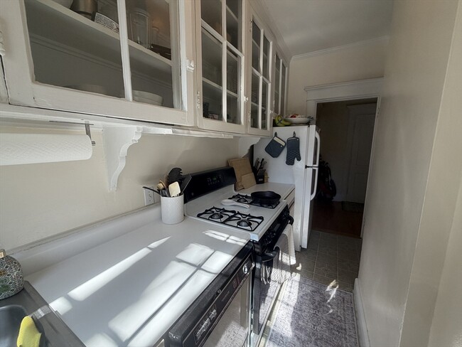 Building Photo - 1277 Commonwealth Ave