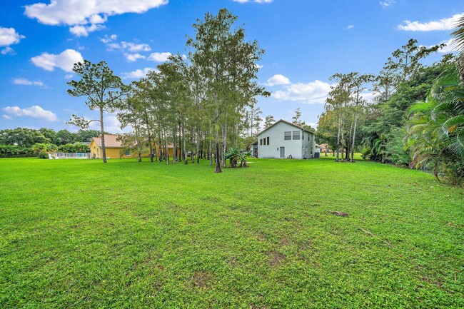 Building Photo - 4304 Hunting Trail