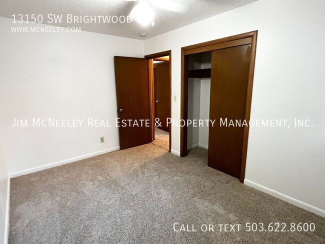 Building Photo - 13150 SW Brightwood St