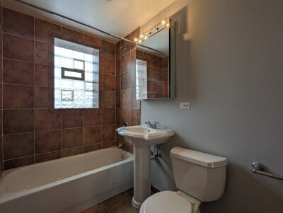 Building Photo - 3244 N Clifton Ave