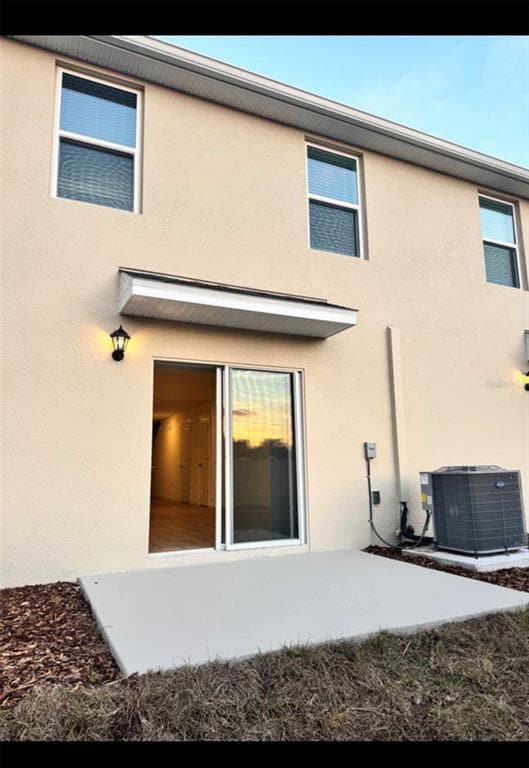 Building Photo - 1822 Lindens St