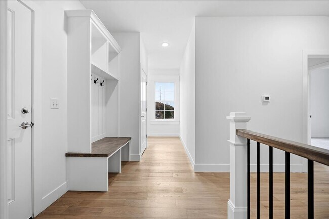 Building Photo - 15 Stone Ml Ct