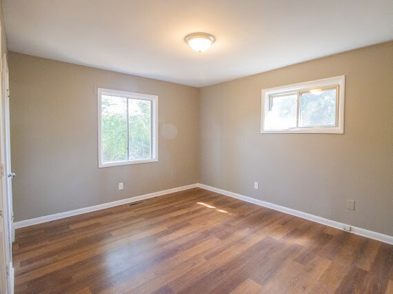 Building Photo - 1413 67th St Ens