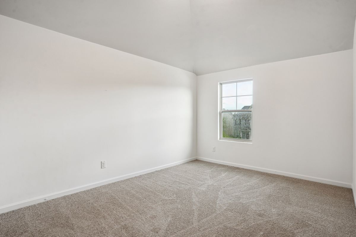 Building Photo - 90 Oakwood Dr