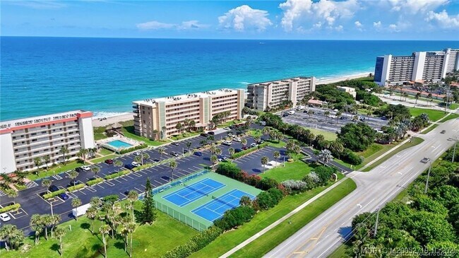 Building Photo - 10200 S Ocean Dr