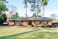 Building Photo - Beautiful and Remodeled Midtown Home!!!!!